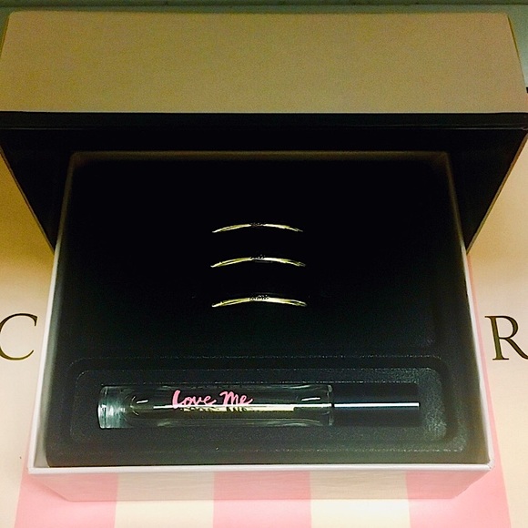 VS Love Me Bracelet Rollerball Kit Gold Tone Cuff + Perfume Set New NWT NIB - Picture 4 of 10
